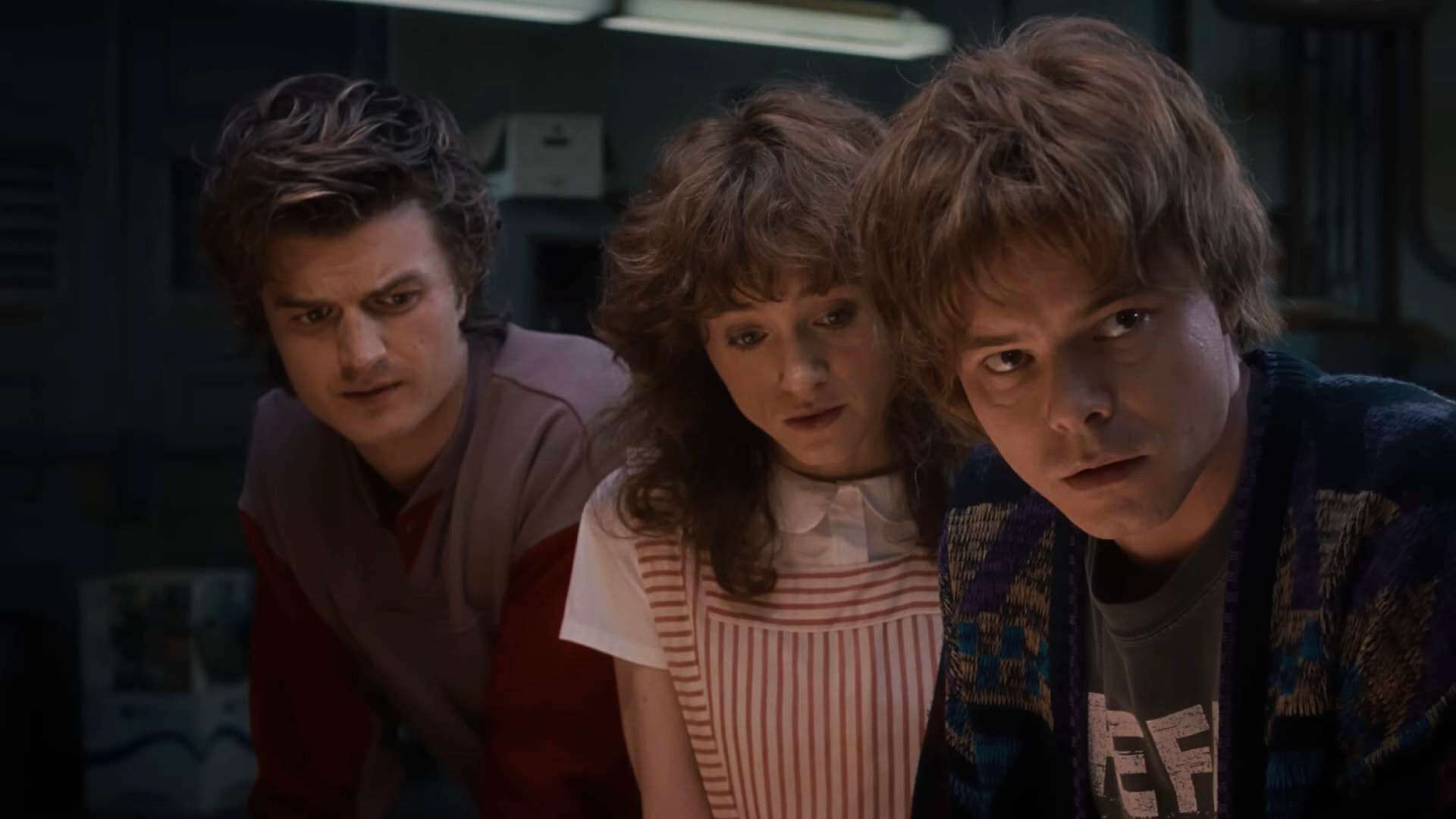 Did You Notice This 'Great American Ghost Stories by Hans Holzer' Easter Egg In Stranger Things? - Stranger Things Hans Holzer Easter Egg